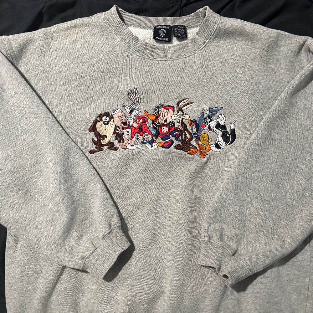 Vintage 1996 Looney Tunes crew neck sweatshirt